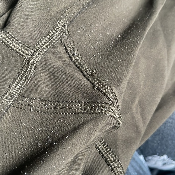 Lululemon in Alignment leggings - Picture 3 of 4